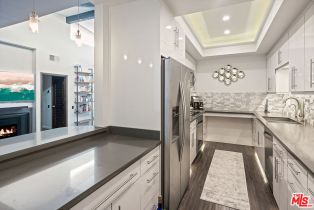 Condominium, 2175 Beverly Glen blvd, Westwood, CA 90025 - 9