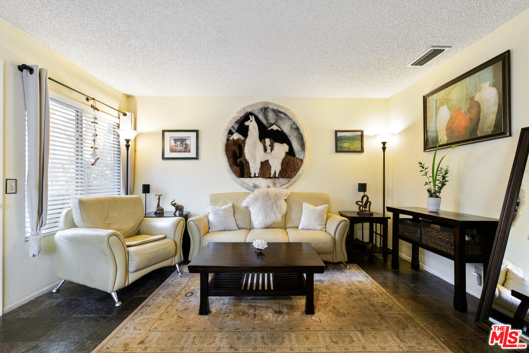 Condominium, 111 Via Colinas, Thousand Oaks, CA 91362 - 1