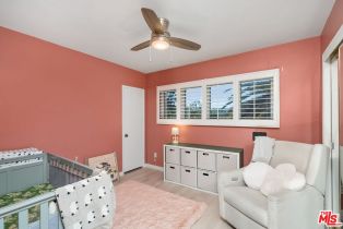 Single Family Residence, 21881 Ybarra rd, Woodland Hills, CA 91364 - 13