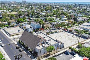 , 685 Westminster ave, Venice, CA 90291 - 4