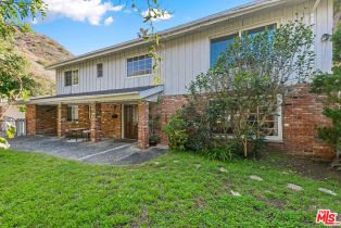 Single Family Residence, 30602   Vista Sierra Dr, Malibu, CA  Malibu, CA 90265