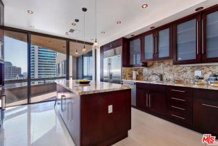 Condominium, 10430 Wilshire blvd, Westwood, CA 90024 - 14