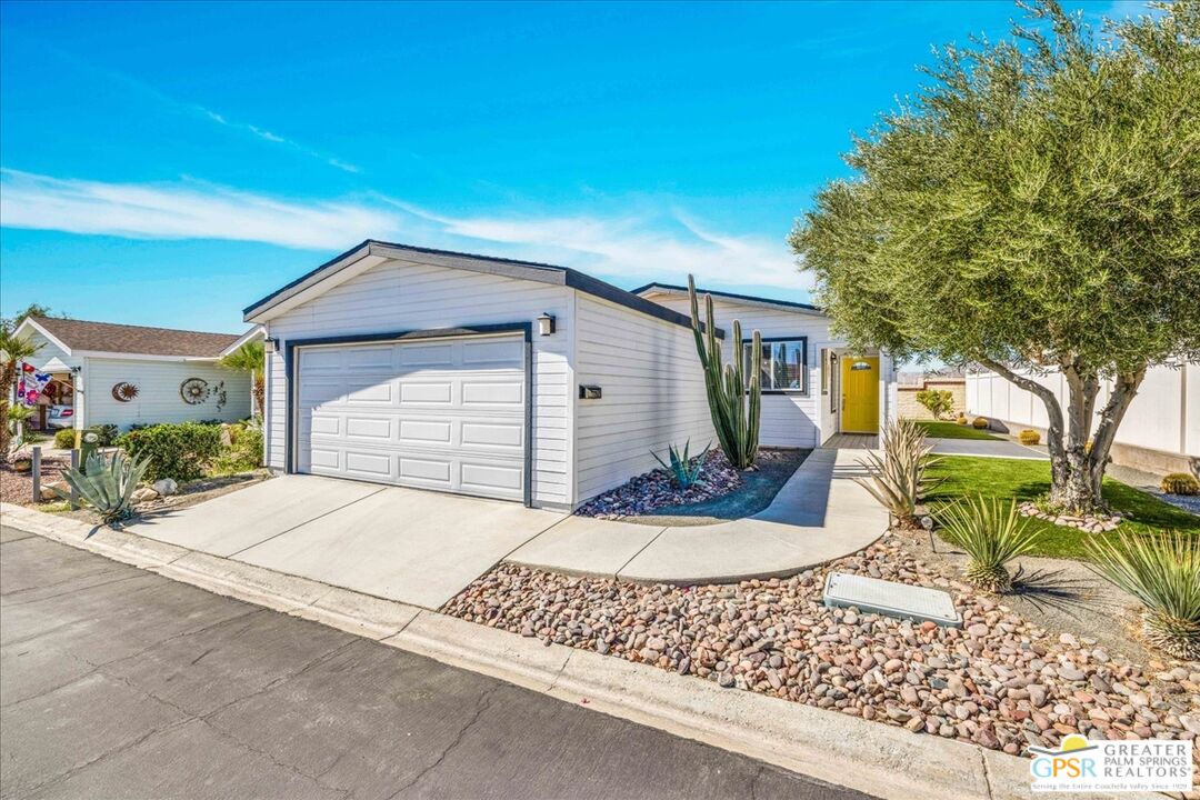 , 15300 Palm dr, Desert Hot Springs, CA 92240 - 1