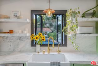 Single Family Residence, 3646 Sunswept dr, Studio City, CA 91604 - 8