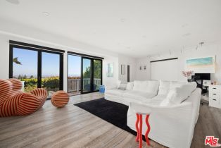 , 1644 Casale rd, Pacific Palisades, CA 90272 - 7