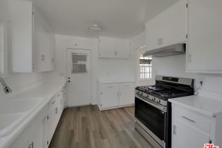 Single Family Residence, 15931 Harvest st, Granada Hills, CA 91344 - 10