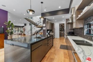 Single Family Residence, 3553 Alana dr, Sherman Oaks, CA 91403 - 12