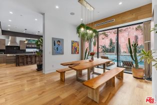 Single Family Residence, 3553 Alana dr, Sherman Oaks, CA 91403 - 11