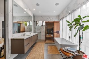 Single Family Residence, 3553 Alana dr, Sherman Oaks, CA 91403 - 25