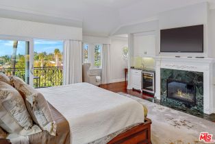 Single Family Residence, 3819 Vista Linda dr, Encino, CA 91316 - 13