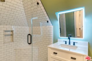 Single Family Residence, 3819 Vista Linda dr, Encino, CA 91316 - 27