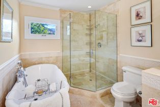 Single Family Residence, 3819 Vista Linda dr, Encino, CA 91316 - 19