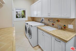 Single Family Residence, 3819 Vista Linda dr, Encino, CA 91316 - 28