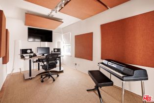 Single Family Residence, 110 Brighton st, Burbank, CA 91506 - 26