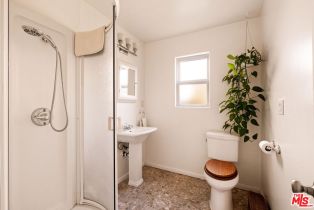 Single Family Residence, 110 Brighton st, Burbank, CA 91506 - 12