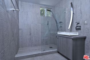 Single Family Residence, 14892 Jadestone dr, Sherman Oaks, CA 91403 - 31