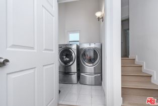 Single Family Residence, 14892 Jadestone dr, Sherman Oaks, CA 91403 - 27