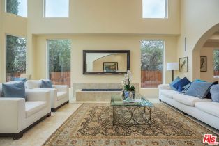 , 5147 Newcastle ave, Encino, CA 91316 - 7