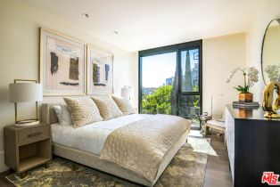 Condominium, 8420 Sunset blvd, West Hollywood , CA 90069 - 7
