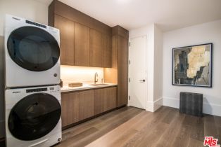 Condominium, 8420 Sunset blvd, West Hollywood , CA 90069 - 12