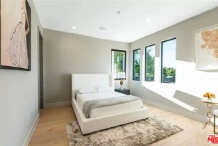 Single Family Residence, 13812 Cumpston st, Sherman Oaks, CA 91401 - 22