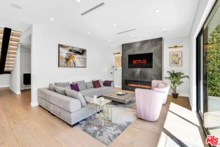 Single Family Residence, 13812 Cumpston st, Sherman Oaks, CA 91401 - 10