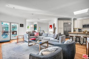 Townhouse, 934 Hilldale ave, West Hollywood , CA 90069 - 5