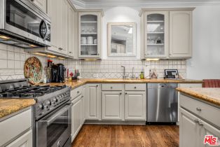 Townhouse, 934 Hilldale ave, West Hollywood , CA 90069 - 8