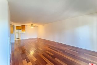 Condominium, 222 7th st, Santa Monica, CA 90402 - 5