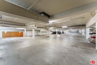 Condominium, 10465 Eastborne ave, Westwood, CA 90024 - 39