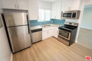 Apartment, 123 California ave, Santa Monica, CA 90403 - 5