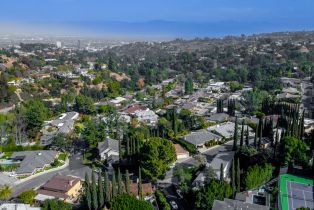 Single Family Residence, 3585 Alana dr, Sherman Oaks, CA 91403 - 33