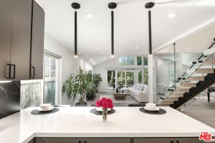 Single Family Residence, 3585 Alana dr, Sherman Oaks, CA 91403 - 11