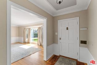 , 23017 Sylvan st, Woodland Hills, CA 91367 - 3