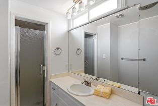 , 23017 Sylvan st, Woodland Hills, CA 91367 - 14