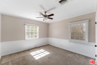 , 23017 Sylvan st, Woodland Hills, CA 91367 - 17