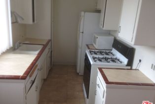 , 933 19TH st, Santa Monica, CA 90403 - 4