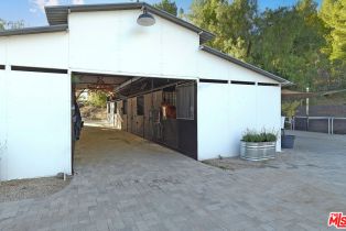 Single Family Residence, 2121 Mckain st, Calabasas, CA 91302 - 60