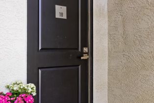 Condominium, 23677 Park Capri, Calabasas, CA 91302 - 4