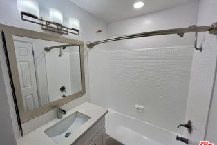 , 204 Washington ave, Santa Monica, CA 90403 - 4