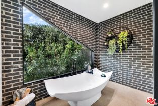 Single Family Residence, 10560 Dolcedo way, Bel Air, CA 90077 - 32