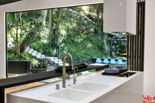 Single Family Residence, 10560 Dolcedo way, Bel Air, CA 90077 - 10