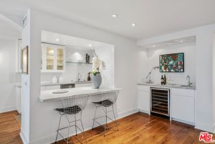 , 8490 FOUNTAIN ave, West Hollywood , CA 90069 - 3