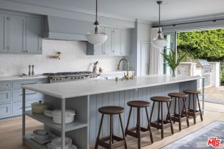 Single Family Residence, 708 Rexford dr, Beverly Hills, CA 90210 - 7