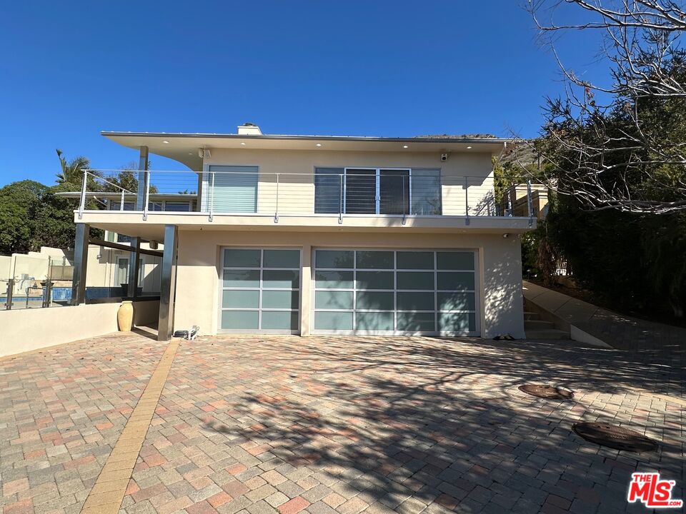 , 31741 Pacific Coast hwy, Malibu, CA 90265 - 1