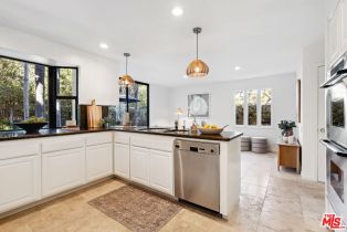 Single Family Residence, 8105 Buena Fortuna st, Carpinteria, CA 93013 - 14