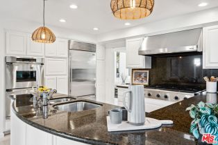 Single Family Residence, 8105 Buena Fortuna st, Carpinteria, CA 93013 - 16