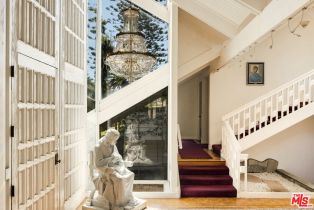 Single Family Residence, 1005 Schuyler rd, Beverly Hills, CA 90210 - 4