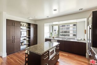 Condominium, 10800 Wilshire blvd, Wilshire Corridor, CA 90024 - 10