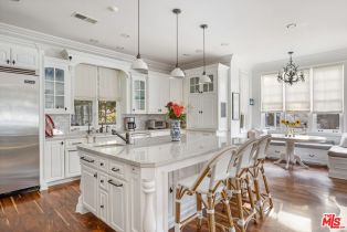 , 765 ALMAR ave, Pacific Palisades, CA 90272 - 6